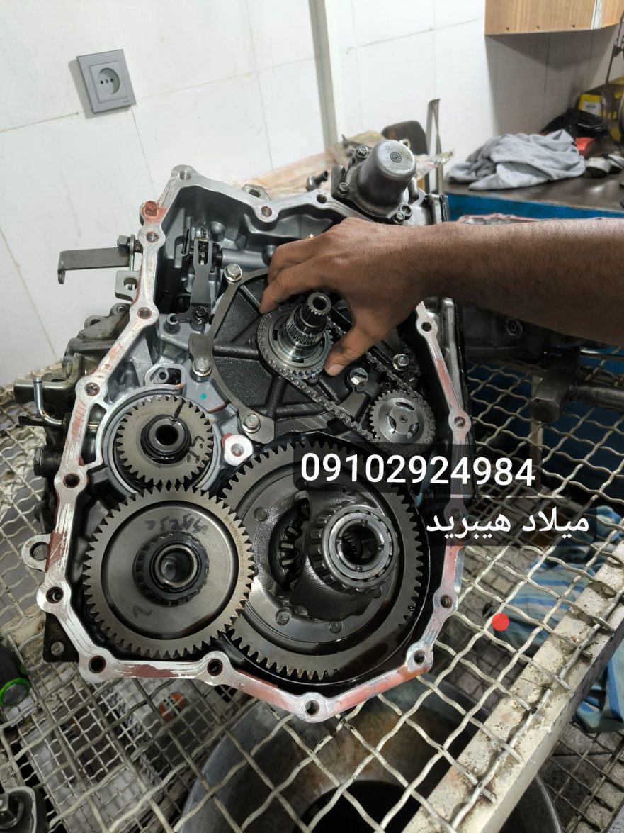 تعمیر گیربکس هیوندای سوناتا هیبرید-1